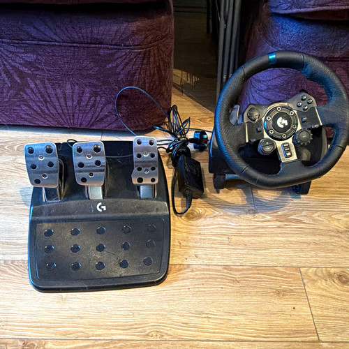 Logitech g923 driving force - driving,