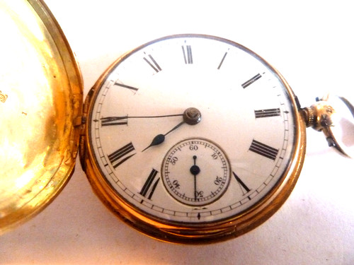 Vintage solid 18ct - solid, gold