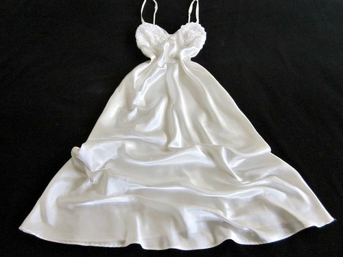 Flora nikrooz ivory - nikrooz,