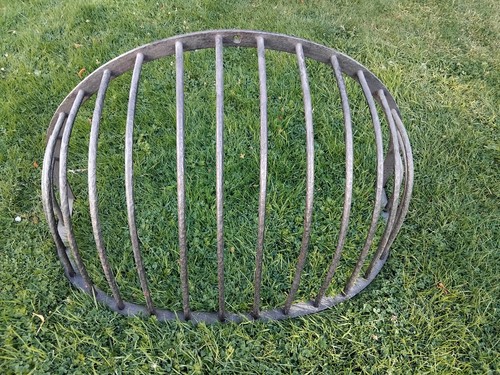 Vintage iron hay feeder horse - iron,