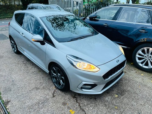 Ford fiesta breaking 2020 - breaking,