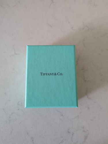Tiffany and box it shows - co,