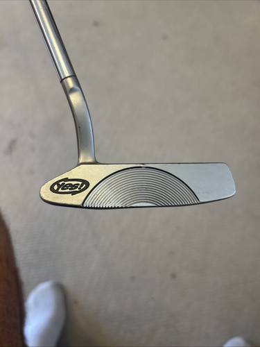 Left handed yes putter bella - left,