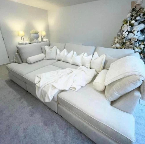 Cinema sofa shape - u,