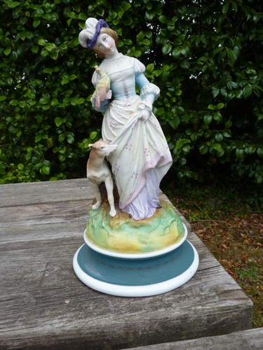 Large porcelain figurine dog - large,