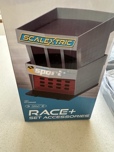 Scalextric pit garage - scalextric,