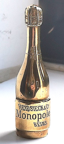 Antique brass pepperette - antique,