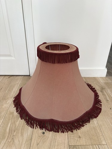 Vintage large scalloped - large,