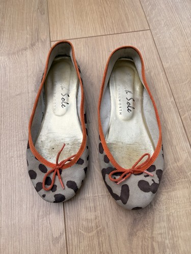 French sole pre loved - sole, pre-loved