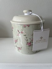 Shabby Chic by Rachel Ashwell