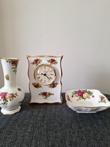 Royal albert old - old, roses
