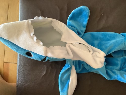 Shark costume fit 9 inch - costume, to.
