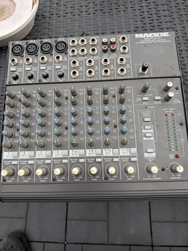 Mackie 1202 vlz - pro,