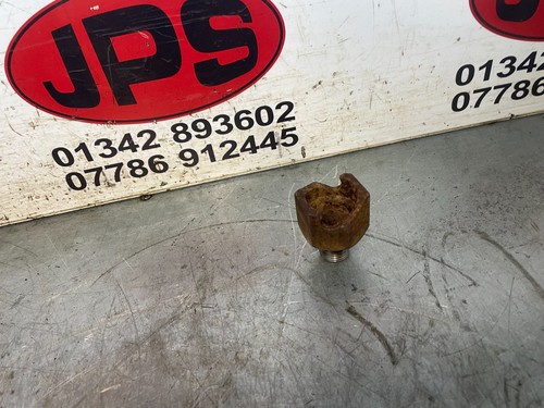 Crank pulley bolt - x, perkins