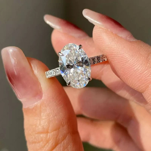 Tcw oval cut moissanite - oval,