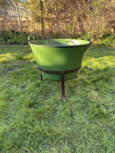 Huge enamelled bucket - huge,