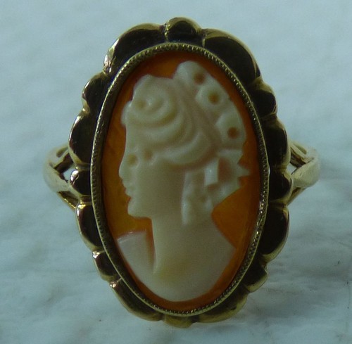Vintage 9ct gold cameo - gold, ring