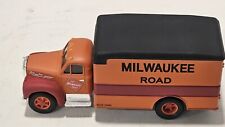 Corgi Classics Mack B Milwaukee Road Box Van 1/50
