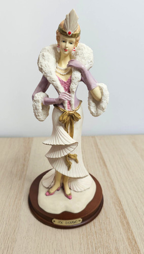Superb vintage vogue - vintage, in