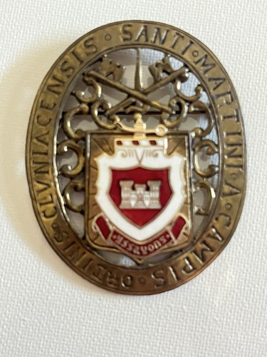 Vintage heraldic brooch - vintage,