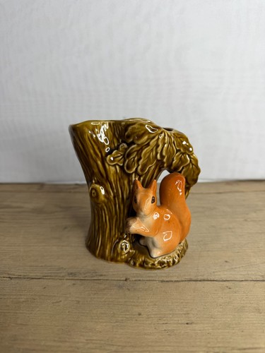 Vintage sylvac squirrel tree - squirrel,
