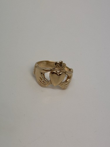 9ct claddagh ring - claddagh, size