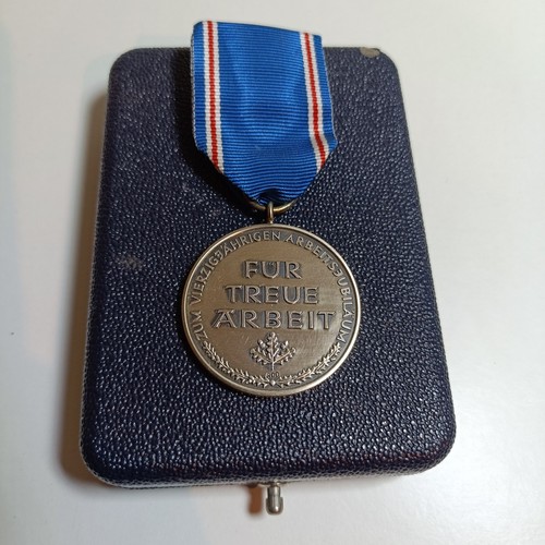 German 800 silver medal für - .800,