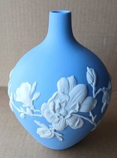 Wedgwood BLUE Jasperware MAGNOLIA Vase 2nd Quality
