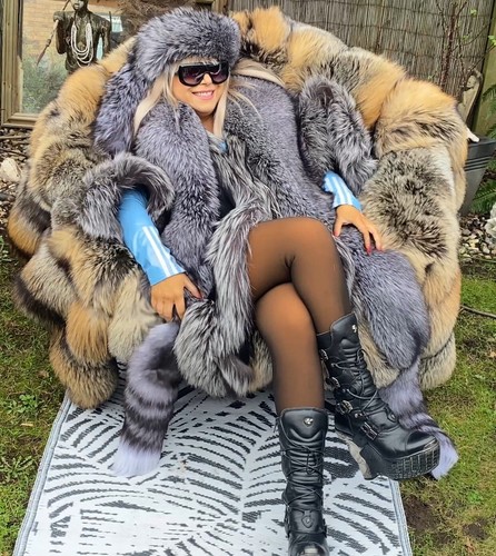 Luxurious real silver fox - silver,