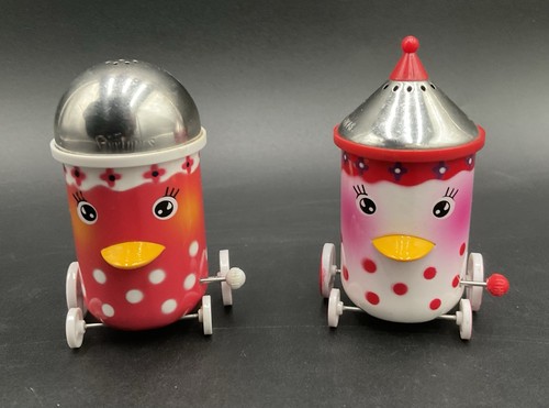 Pylones salt pepper shakers - &,