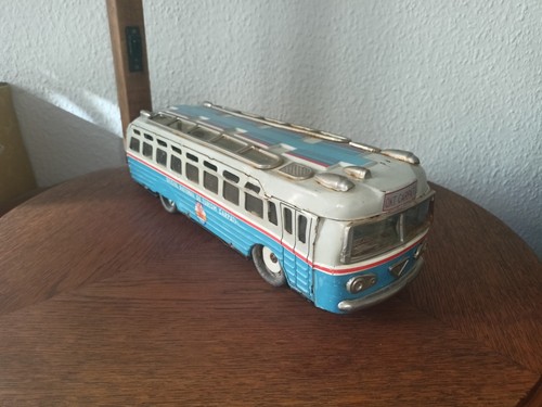 Bus metal globe ont carpati - metal,