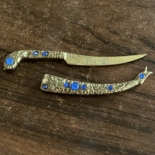 Curved decorative dagger - curved,