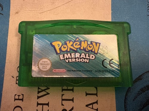 Pokemon emerald gba - pokemon,