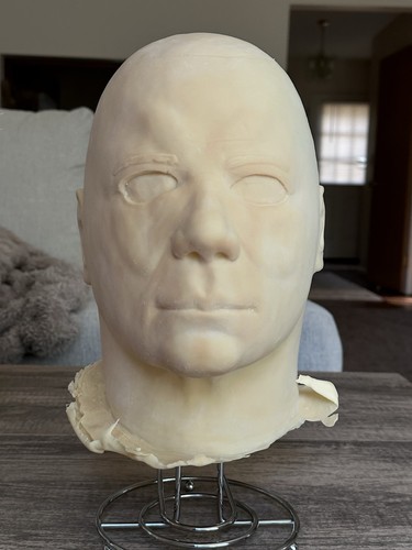 Michael myers distorted 81 - distorted, '81