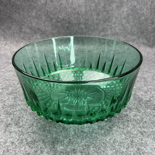 Arcoroc green faceted - green,
