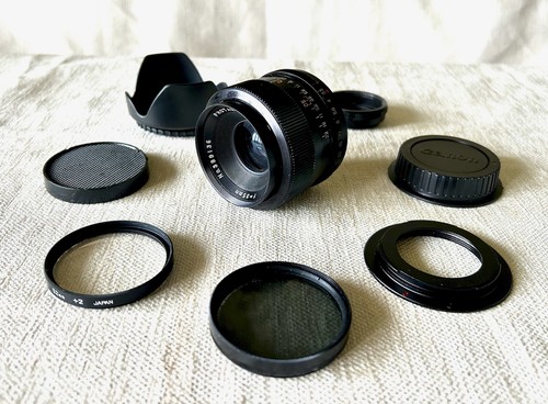 Super macro close 35mm wide - close,