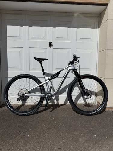 Canyon lux trail small - trail, cf