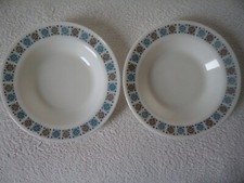 2 Vintage Retro 1970's Pyrex