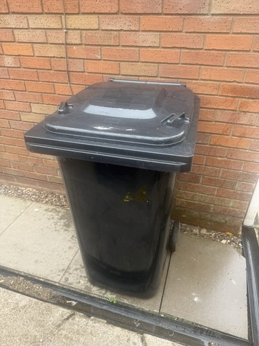Black 240l wheelie - black, bin