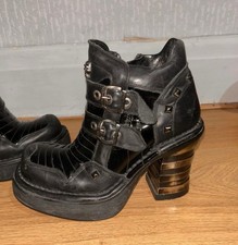 Vintage Y2K New Rock Leather Skull Design Platform Heel Boots