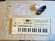 Korg MicroKORG S Synthesizer