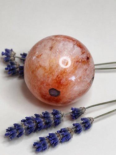 Carnelian quartz crystal - quartz,