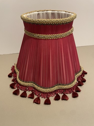Smallvintage pleated deep - deep, red