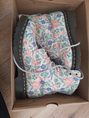 Womans doc martens boots - womans,