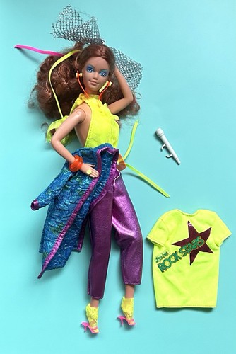 Barbie 1985 vintage - 🤍,