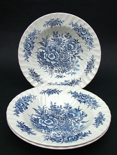 Three hostess tableware beacon - tableware,