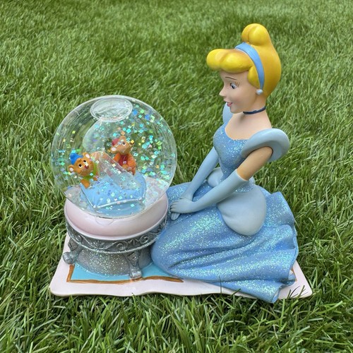 Walt disney cinderella snow - walt,