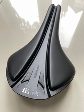 Fizik Antares R3  Versus Evo