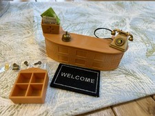 Sylvanian Families Grand Regency Hotel Spares Desk, Keys, Phone, Menu, key box 