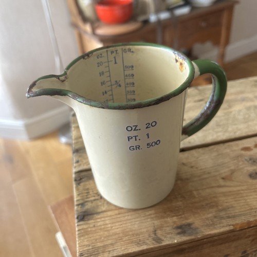 Vintage cream green enamel - green,